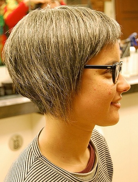 fryzury krótkie uczesanie damskie zdjęcie numer 194